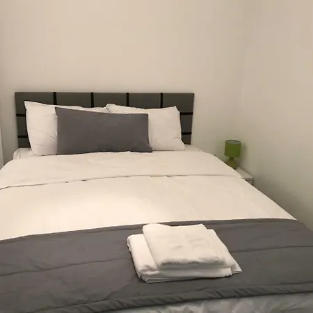 Cozy Flat In The Heart Of North --- 55-1 Appartement