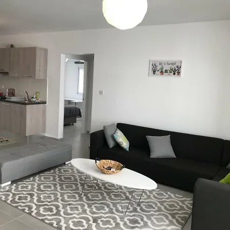 Appartement Cozy Flat In The Heart Of North --- 55-1