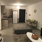 아파트 Cozy Flat In The Heart Of North --- 55-1