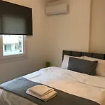 Cozy Flat In The Heart Of North --- 55-1