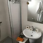 아파트 Cozy Flat In The Heart Of North --- 55-1
