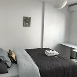 아파트 Cozy Flat In The Heart Of North --- 55-1 니코시아