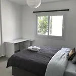 Cozy Flat In The Heart Of North --- 55-1 아파트 *