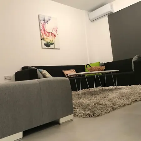 아파트 Cozy Flat In The Heart Of North --- 55-1 니코시아