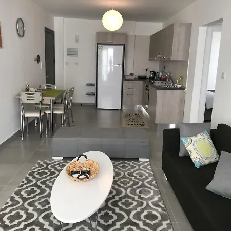 公寓 Cozy Flat In The Heart Of North --- 55-1 *