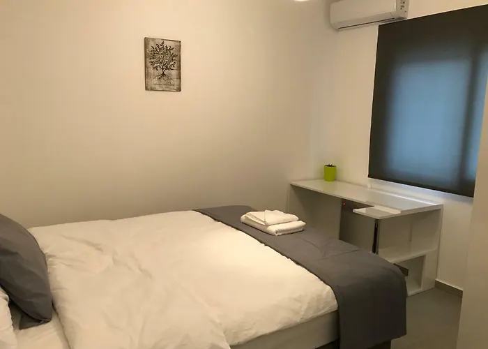 Apartament Cozy Flat In The Heart Of North --- 55-1 *