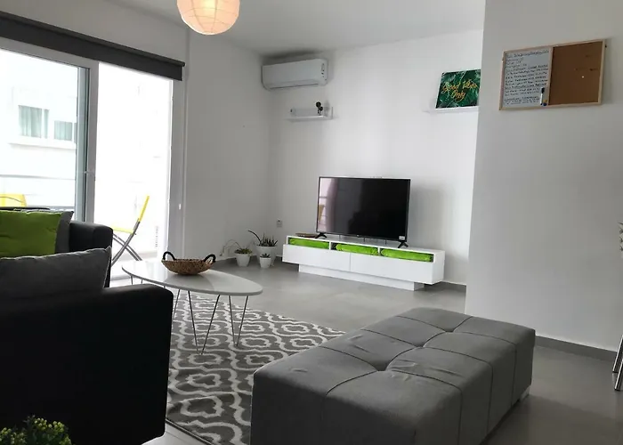 Cozy Flat In The Heart Of North --- 55-1 * Nikozja