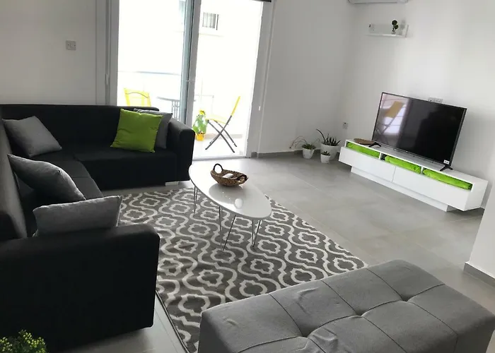 Cozy Flat In The Heart Of North --- 55-1 Nicosia