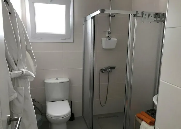 Cozy Flat In The Heart Of North --- 55-1