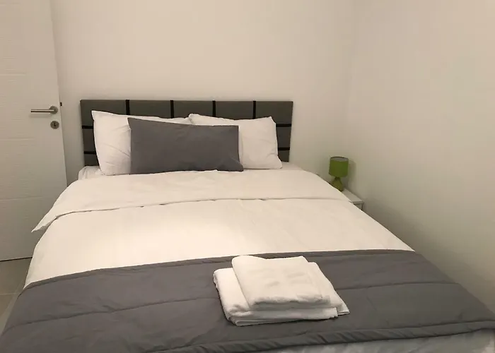 Cozy Flat In The Heart Of North --- 55-1 דירה