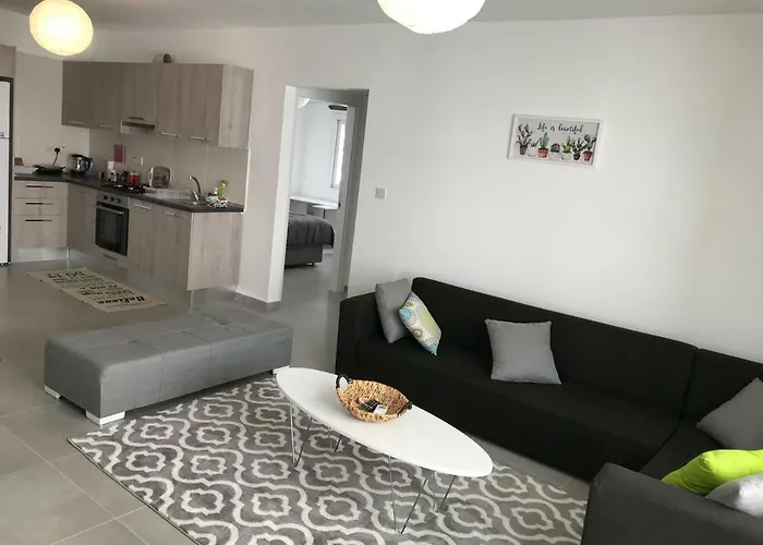 Cozy Flat In The Heart Of North --- 55-1 ניקוסיה