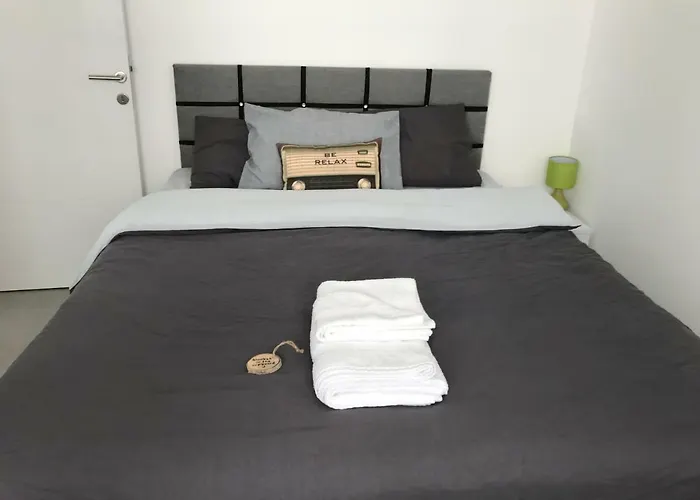 Cozy Flat In The Heart Of North --- 55-1 דירה *