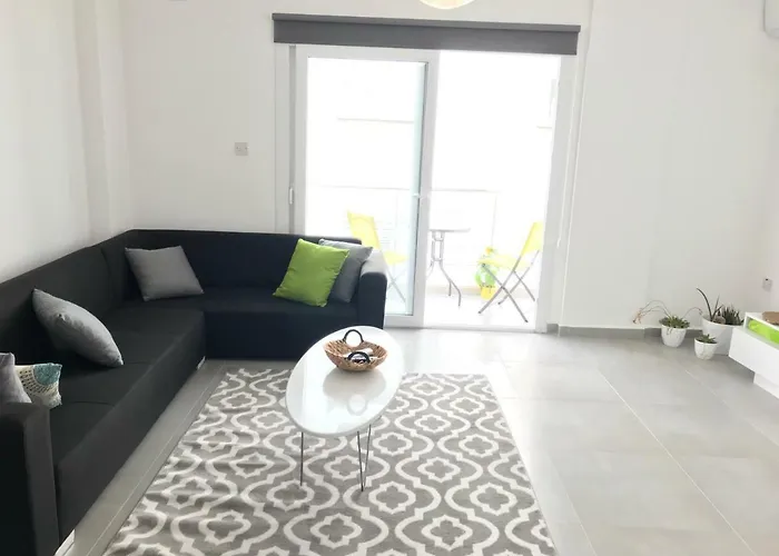 דירה Cozy Flat In The Heart Of North --- 55-1